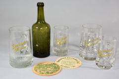 Kristallglas-Bierkrüge mit Porzellanschrift