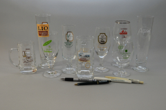 Gläser mit Gaststättenaufdruck II