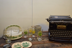 Export-Biergläser und Export-Tonkrug