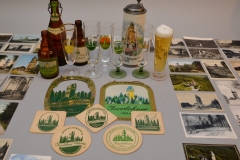 Überall: Auf Gläsern, Krügen, Etiketten, Biedeckeln...