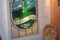 Blickfang und Schmuckstück: Bleiverglasung und Danzturm aus Messing