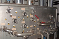 Blitzblanke Leitungen im alten Gemäuer